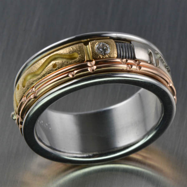 Edelstahl Ring mit Weiss, -Gelb, -und Rotgold mit Silber und Brillanten